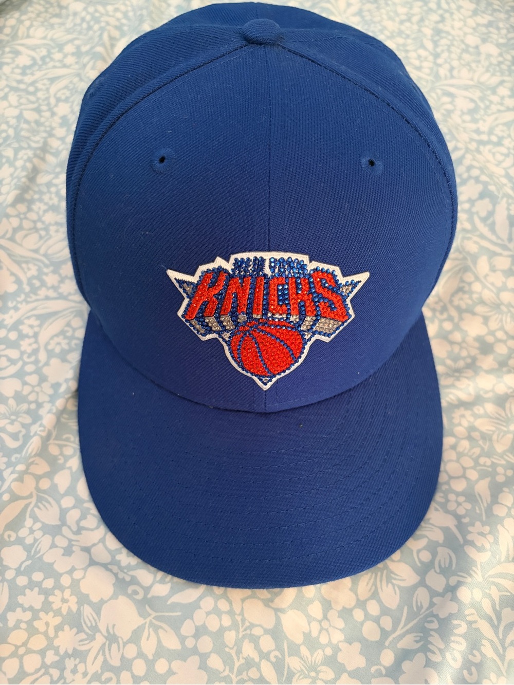 New Era New York Knicks 9Fifty Rhinestone Logo SnapBack hat